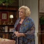 Traci’s blue floral kimono jacket on The Young and the Restless