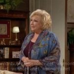 Traci’s blue floral kimono jacket on The Young and the Restless