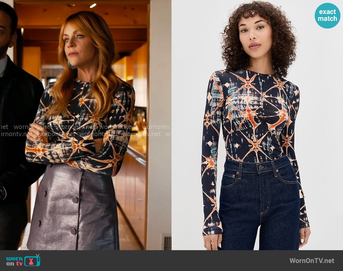 Ulla Johnson  Neri Top in Phoenix worn by Morgan Gillory (Kaitlin Olson) on High Potential