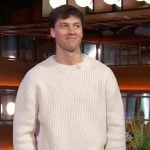 Rob Rausch’s waffle knit sweater on The Kelly Clarkson Show