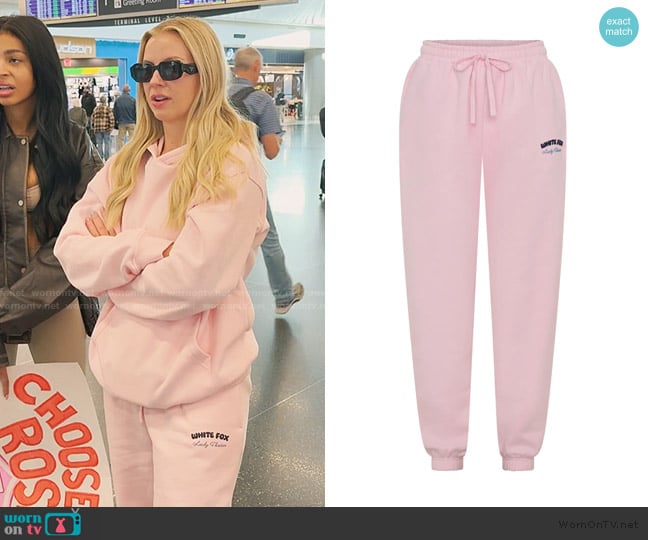 White Fox Lucky Thirteen Cheyenne Sweatpants Soft Pink worn by Mayci Neeley on The Secret Lives of Mormon Wives