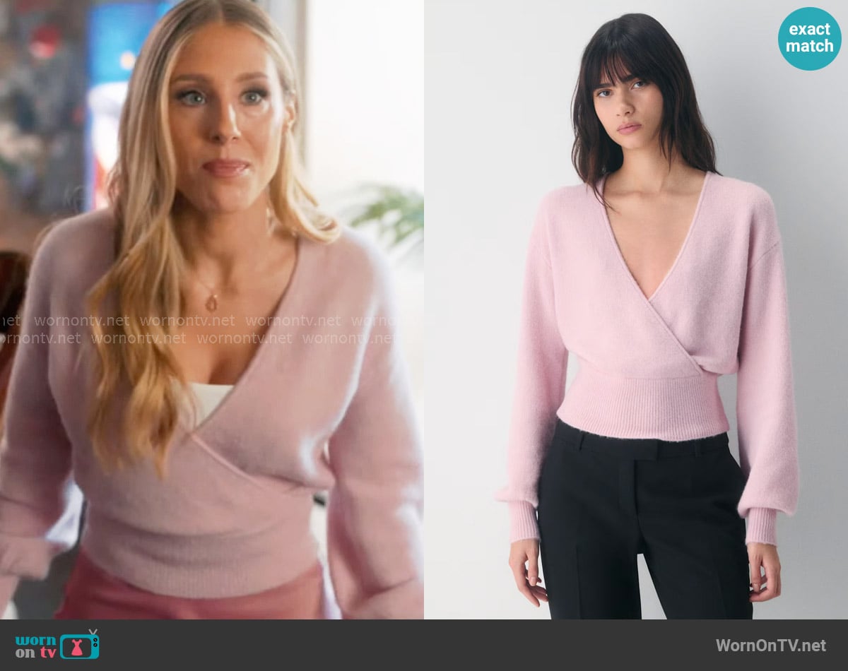 Wilfred at Aritzia SoftSpoke™ Dear Sweater worn by Lily (Lisa Gilroy) on Scrubs