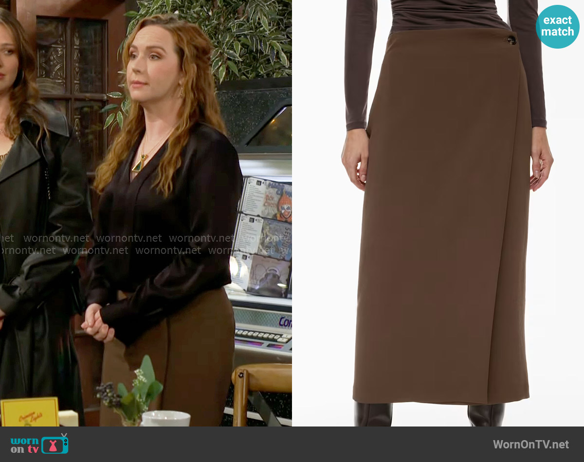Wilfred at Aritzia Union Skirt in Rich Mocha Brown worn by Mariah Copeland (Camryn Grimes) on The Young and the Restless