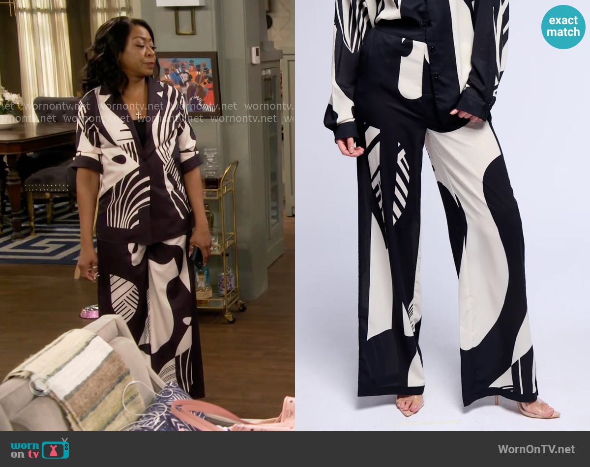 Akira Sweet Life Wide Leg Palazzo Pant worn by Tina Butler (Tichina Arnold) on The Neighborhood