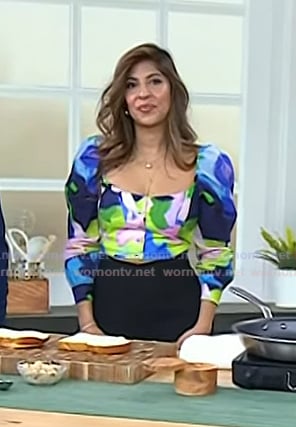 Aliya LeeKong’s printed puff sleeve top on Today