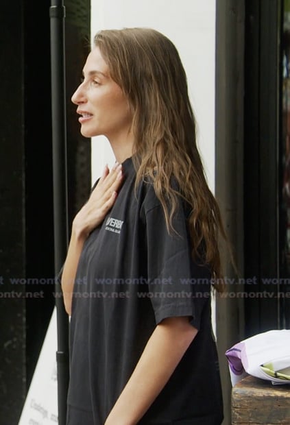 Amanda's black tee and leather bag on Summer House