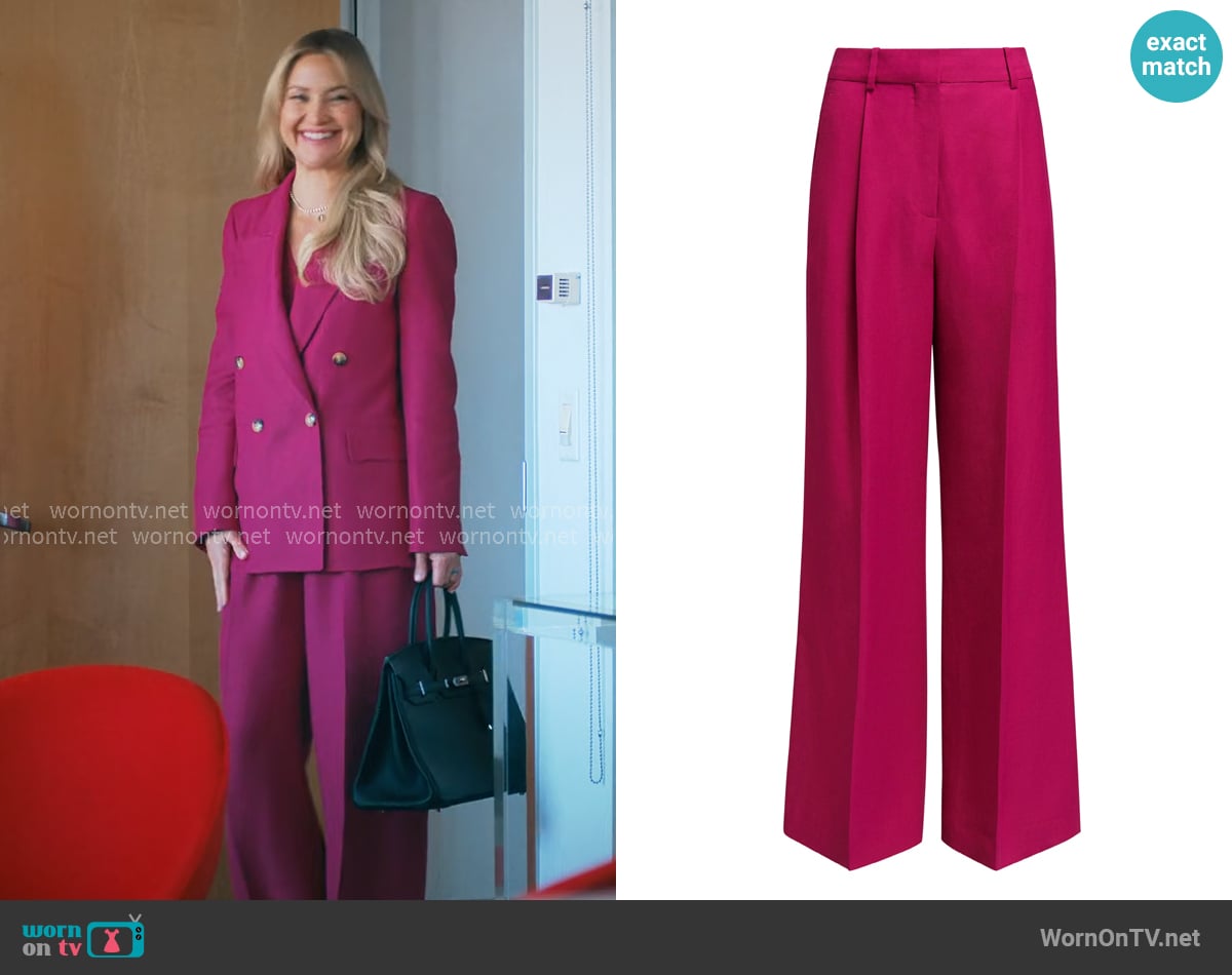 Argent Single Pleat Trouser in Viscose Linen Twill in Fuchsia worn by Isla Gordon (Kate Hudson) on Running Point