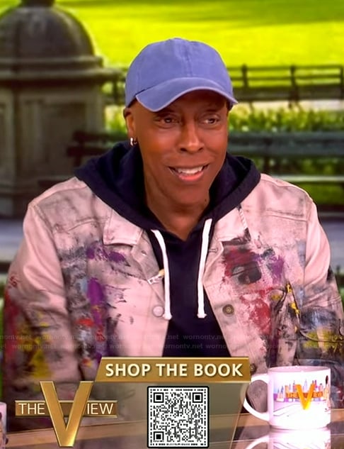 Arsenio Hall’s splatter print denim jacket on The View