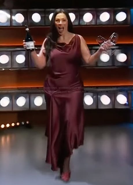 Ashley Graham’s burgundy ruched dress on The Kelly Clarkson Show