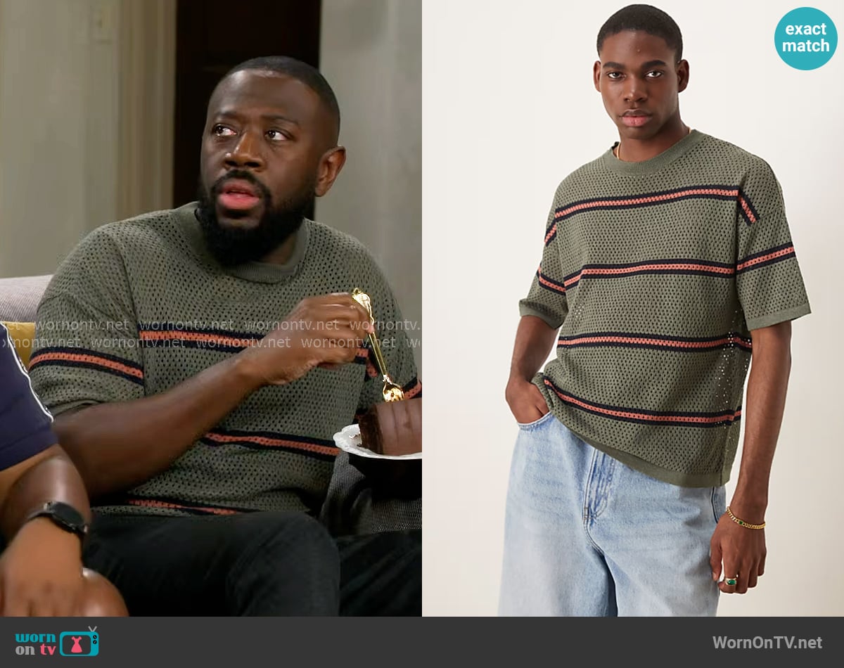 ASOS Design Relaxed open knit striped t-shirt in green worn by Malcom (Sheaun McKinney) on The Neighborhood