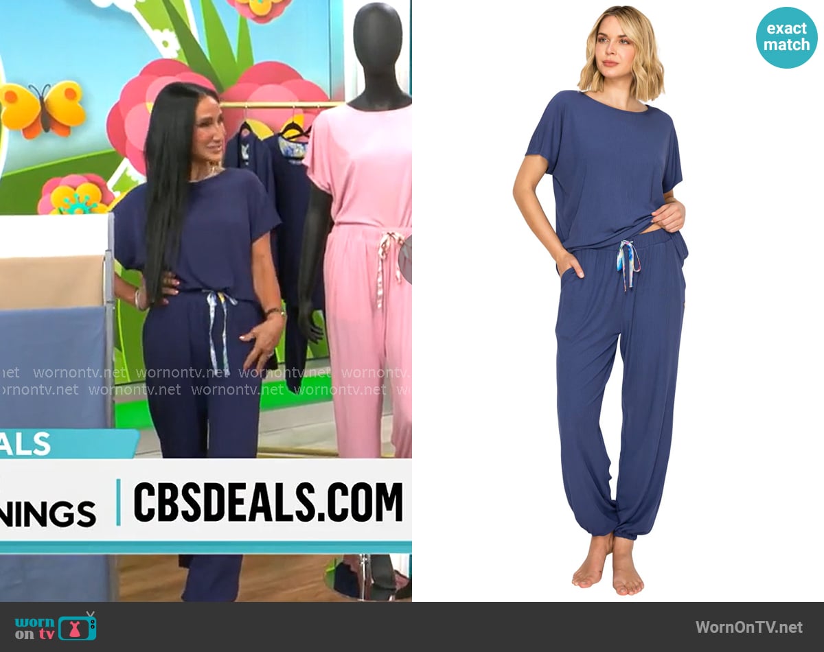 Elizabeth Werner’s blue lounge set on CBS Mornings