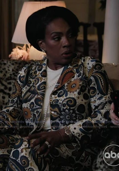 Barbara's paisley print top and pants on Abbott Elementary