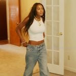 Ciara’s white tank and jeans on Summer House