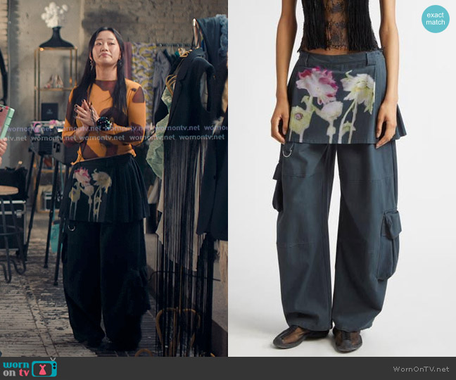 Collina Strada Lawn Plaid Skirt Overlay Cargo Pants worn by Yuri Han (Gia Kim) on XO Kitty