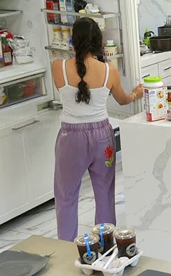 Dara's purple floral sweatpants on Summer House