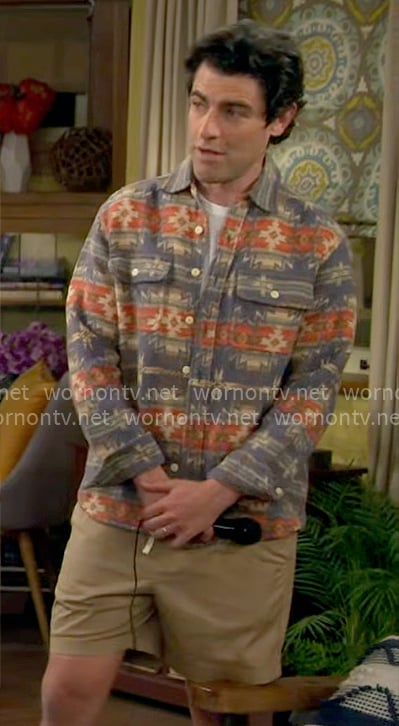 Dave’s printed shirt on The Neighborhood