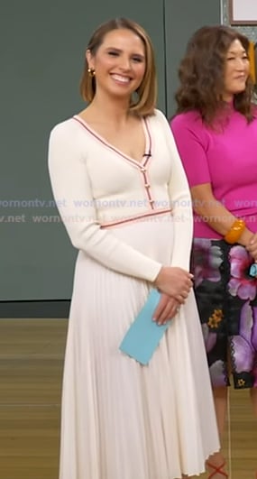 Elizabeth’s white v-neck pleated knit dress on Good Morning America