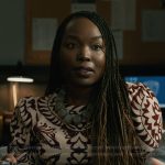 Evangeline’s floral print crop top on Elsbeth