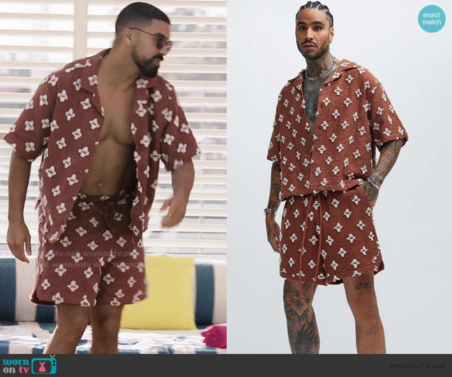 Fashion Nova Cropped Starlet Shirt worn by Matthew Law (O'Shon) on Abbott Elementary