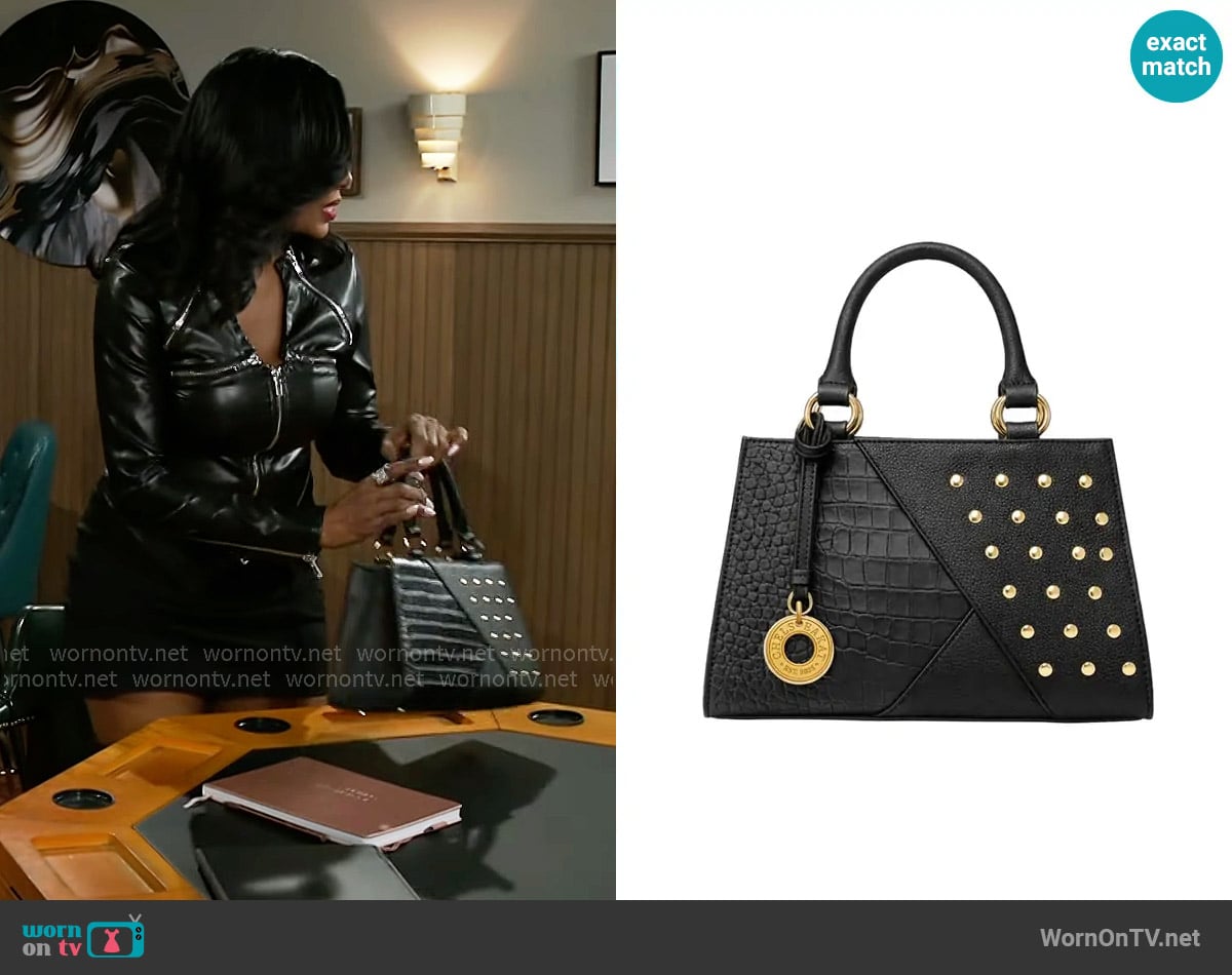 F&W Style ChelseaKat Anita Baby Black Bag worn by Dana 'Leslie' Thomas (Trisha Mann-Grant) on Beyond the Gates