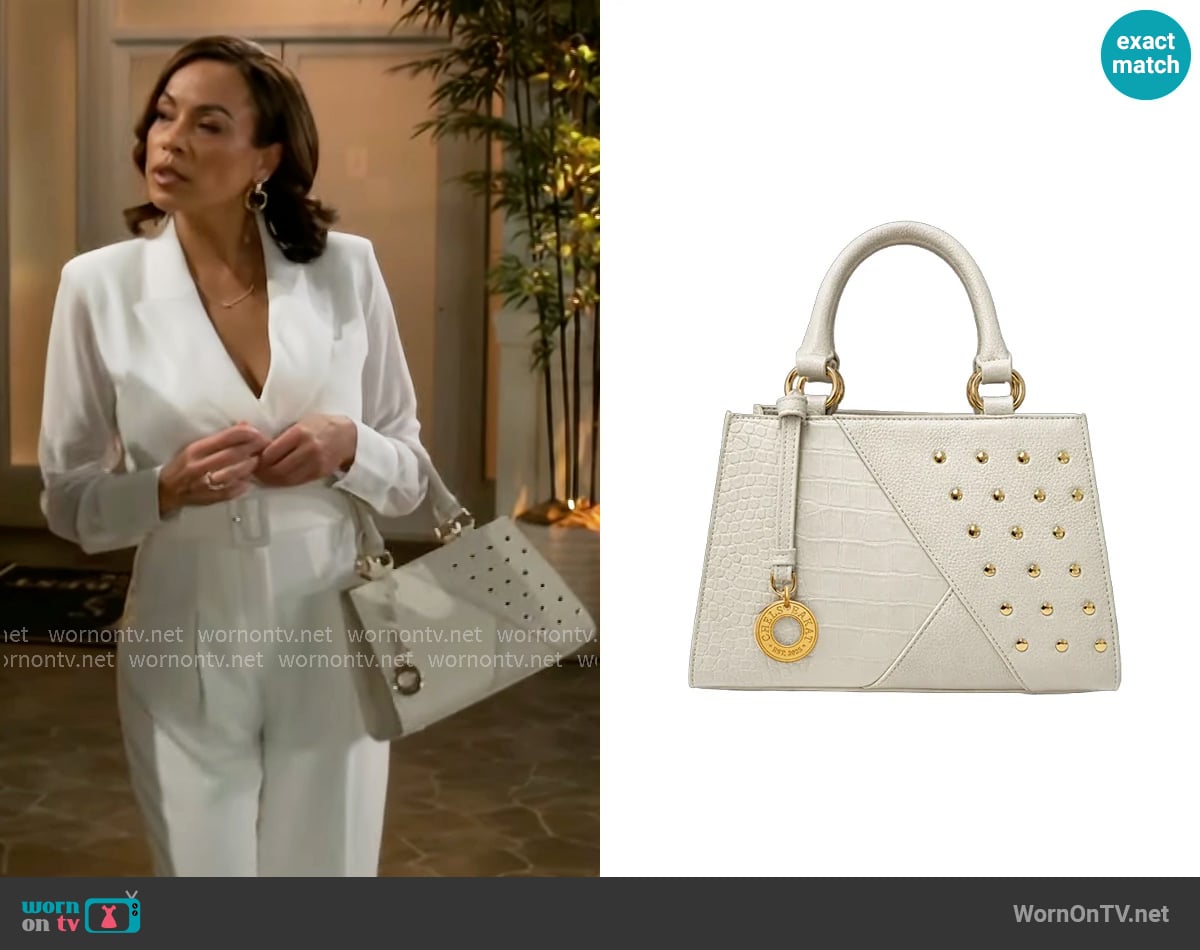 F&W Style ChelseaKat Anita Baby Oat worn by Nicole Dupree Richardson (Daphnee Duplaix) on Beyond the Gates