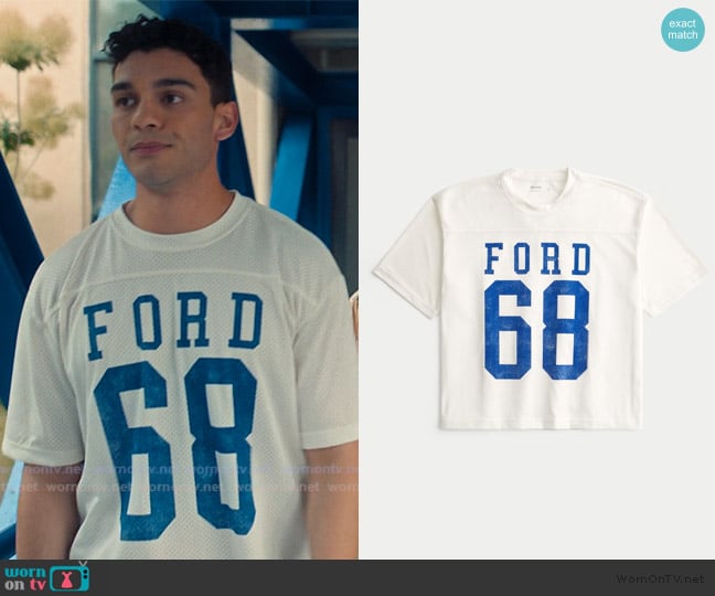 Hollister Boxy Crop Ford Graphic Jersey worn by Quincy Shabazian (Anthony Keyvan) on XO Kitty