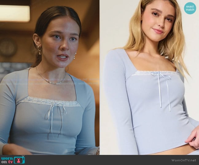 Hollister Ribbed Seamless Fabric Lace Trim Square-Neck Top worn by Ashley Miller (Cailee Spaeny) on Beef