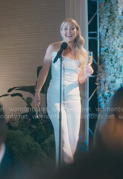 Isla's rehearsal dinner outfit on Running Point