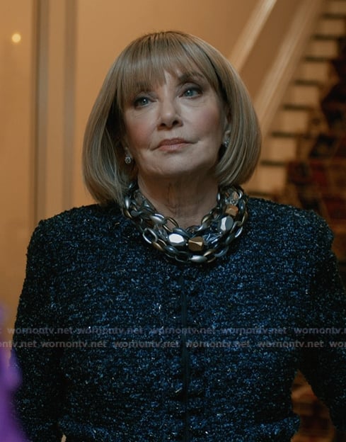 Izzy's black tweed jacket on Elsbeth