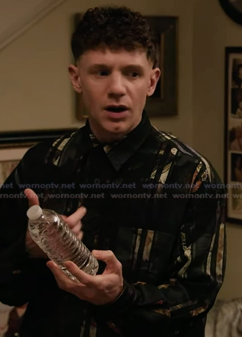 Jacob's black striped shirt on Abbott Elementary