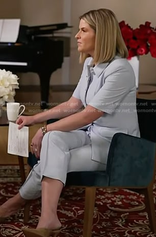 Jenna’s slate blue short sleeve jacket and pants on Today