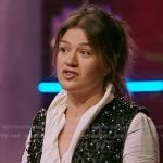 Kelly’s black bead embellished vest on The Voice