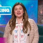 Kelly’s white floral blouse on The Kelly Clarkson Show