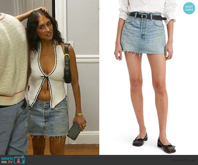 Levis Icon Mid Rise Raw Hem Denim Micro Mini Skirt worn by Dara Levitan on Summer House