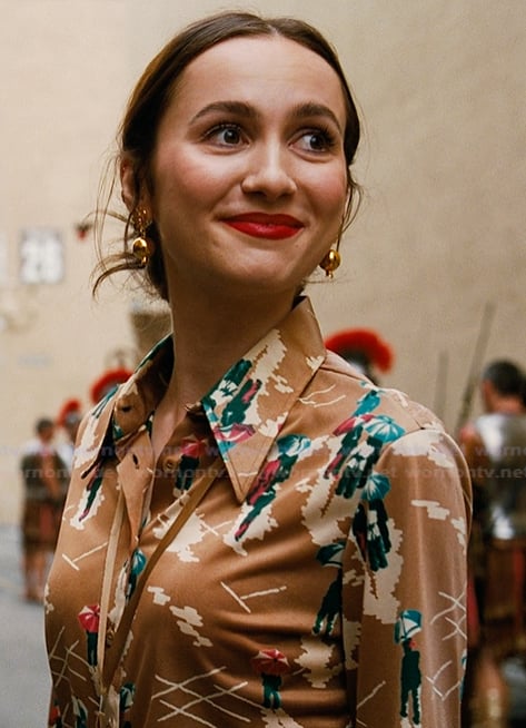 Lexi’s brown printed button down shirt on Euphoria