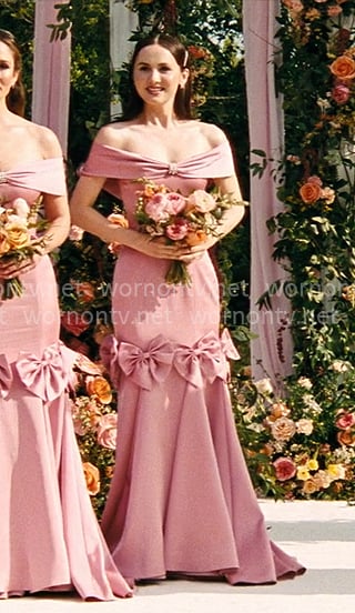 Lexi’s pink bridesmaid dress with bows on Euphoria