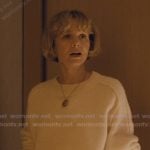 Lndsay’s white sweater on Beef