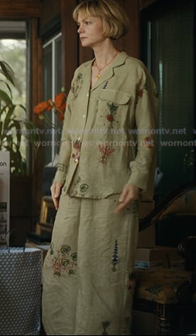 Lindsay's green embroidered shirt and pants on Beef