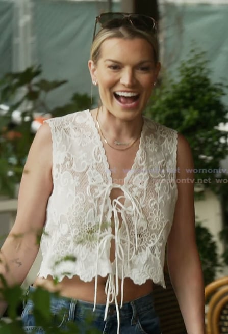 Lindsay's white lace top on Summer House