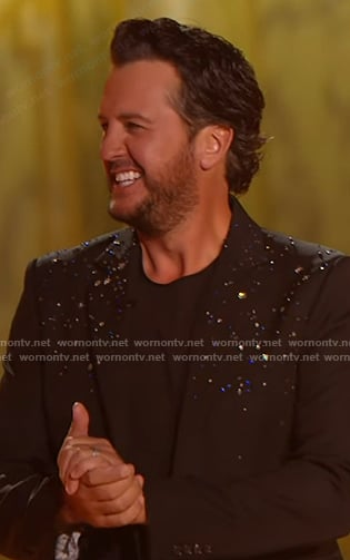 Luke Bryan’s black rhinestone embellished blazer on American Idol