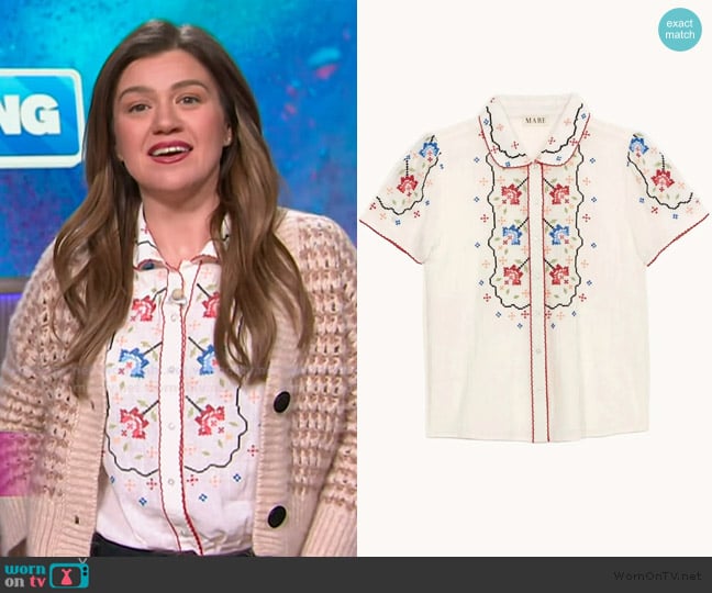 Mabe Apparel Ruby Short Sleeve Top worn by Kelly Clarkson on The Kelly Clarkson Show