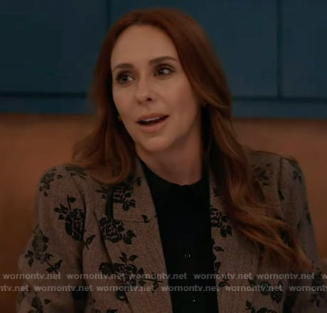 Maddie's brown floral blazer on 9-1-1