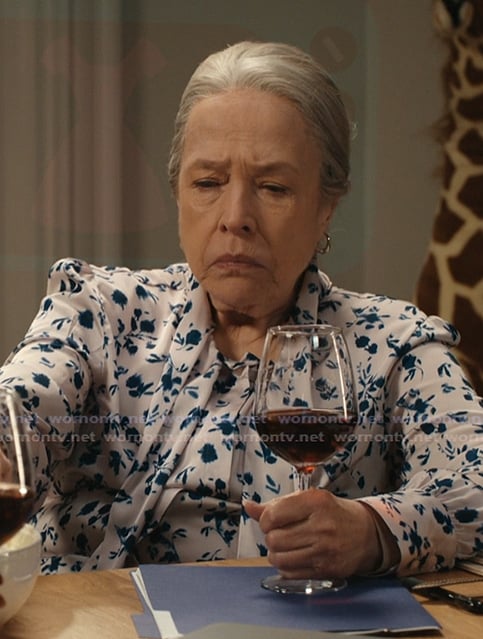 Madeline's white floral print blouse on Matlock