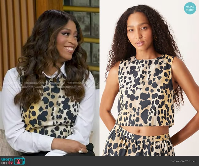 Mango Sleeveless Crop Top in leopard print worn by Morgan Norwood on Good Morning America