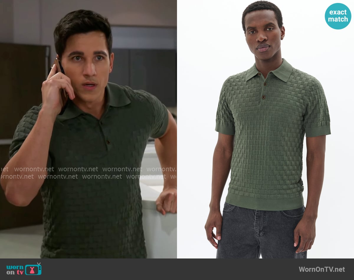 Matinique Mapolo BB Heritage Polo in Thyme worn by Bradley 'Smitty' Smith (Mike Manning) on Beyond the Gates