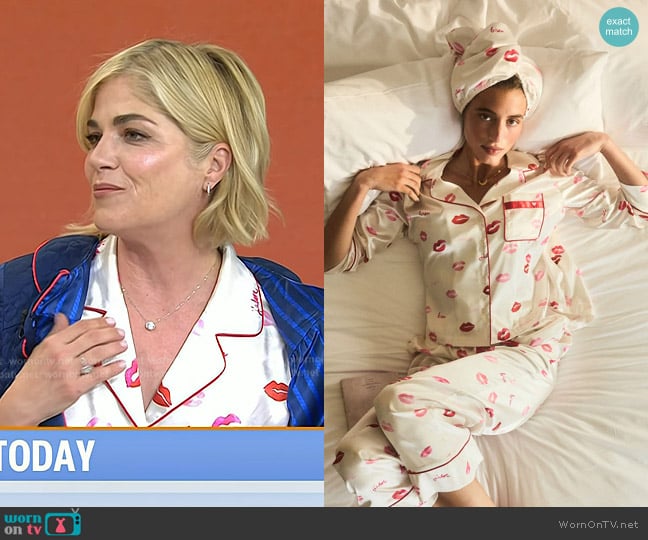 Selma Blair’s lip print pajama shirt on Today Selma Blair’s lip print pajama shirt on Today