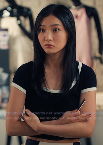 Mihee's black cropped tee on XO Kitty