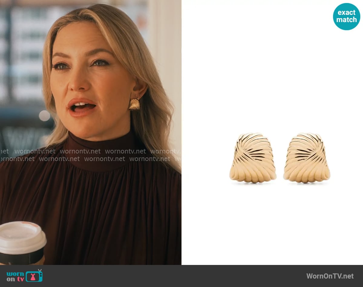 Missoma Ripple Oversized Stud Earrings worn by Isla Gordon (Kate Hudson) on Running Point