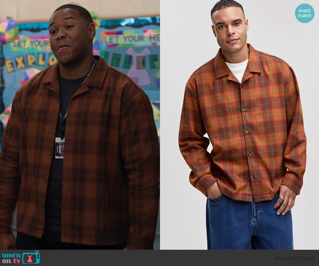 Mode of One Relaxed-Fit Camp-Collar Plaid Flannel Shirt worn by Dominic (Luke Tennie) on Abbott Elementary