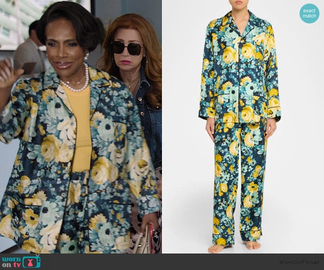 Olivia von Halle Yves Floral-Print Silk Twill Pajama Set worn by Barbara Howard (Sheryl Lee Ralph) on Abbott Elementary